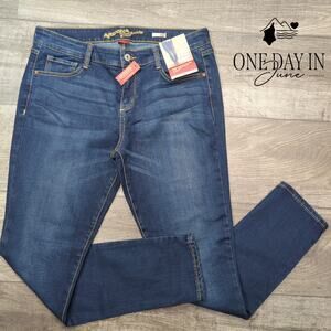 Arizona Jean Co. Juniors Narrow Leg Fave Super Skinny Jeans Size 13
